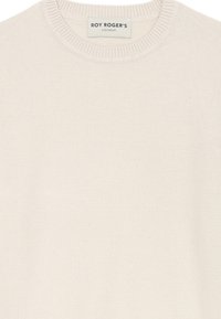 Maglione beige chiaro con collo a costine, realizzato in materiale morbido. Presenta un'etichetta con il marchio "ROY ROGER'S KIDSWEAR" in bella vista.