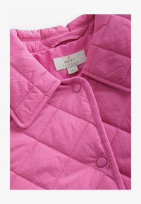 Unselected, pink
