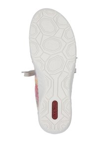 Die Schuhsohle verfügt über ein strukturiertes Design aus weißem Gummi mit hexagonalen Mustern und einem roten Logo. Zarte Pastellfarben schmücken die Seite.