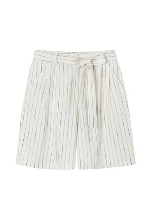 Pantalones cortos de color crema con rayas verticales en azul marino, que cuentan con un cinturón de lazo, bolsillos laterales y un ajuste relajado. Fabricados con una tela ligera.