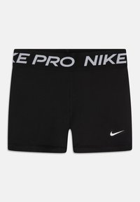 Čierne športové šortky s širokým pásom, na ktorom sú biele písmená "NIKE PRO". Šortky majú na prednej strane malé biele logo swoosh.