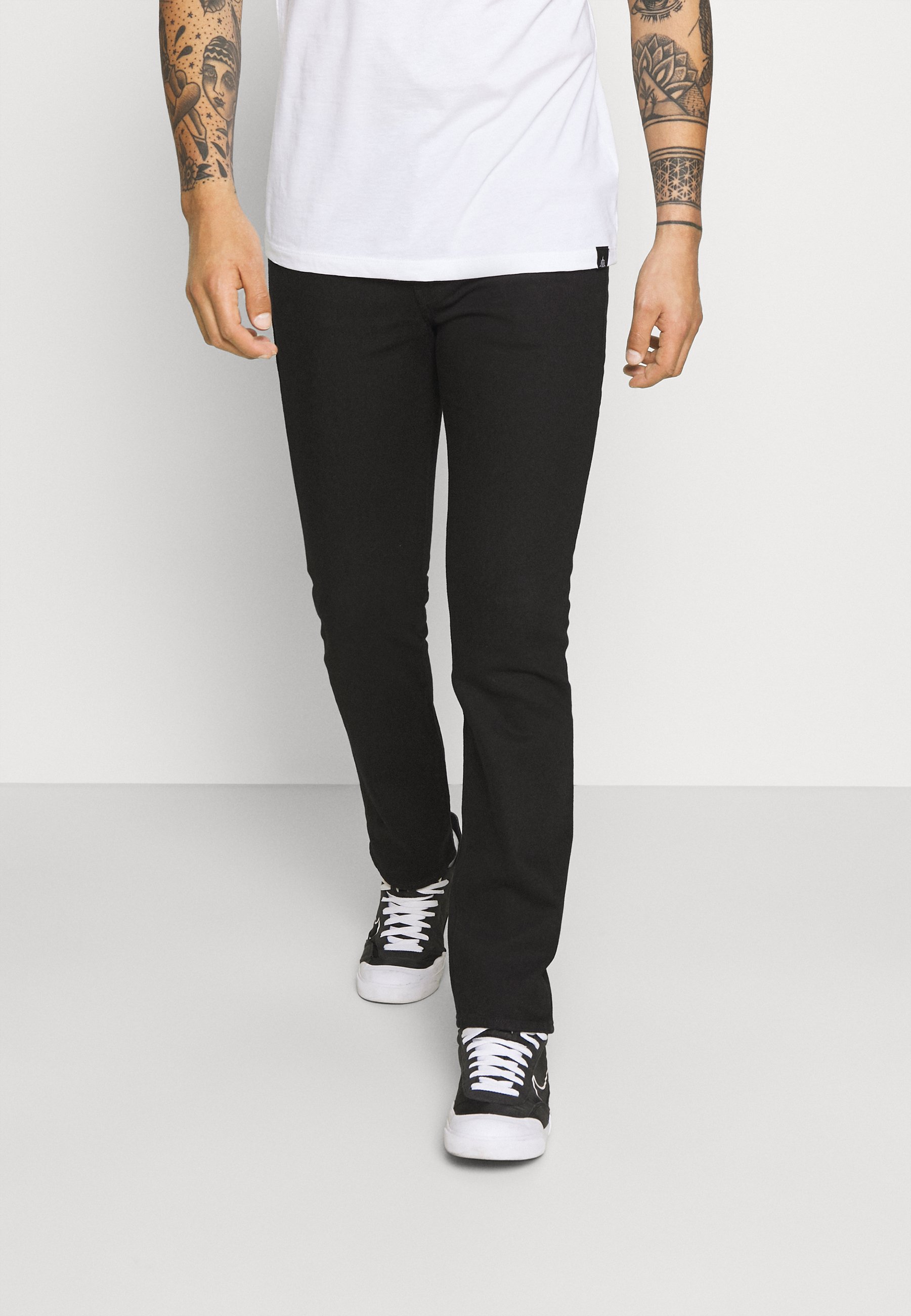 511 levis black jeans