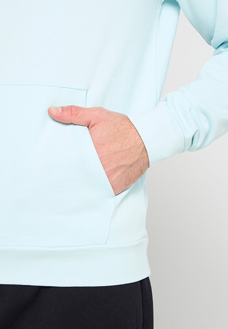 Kapuzenpullover