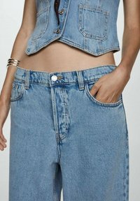 Mango Blugi loose fit - blue