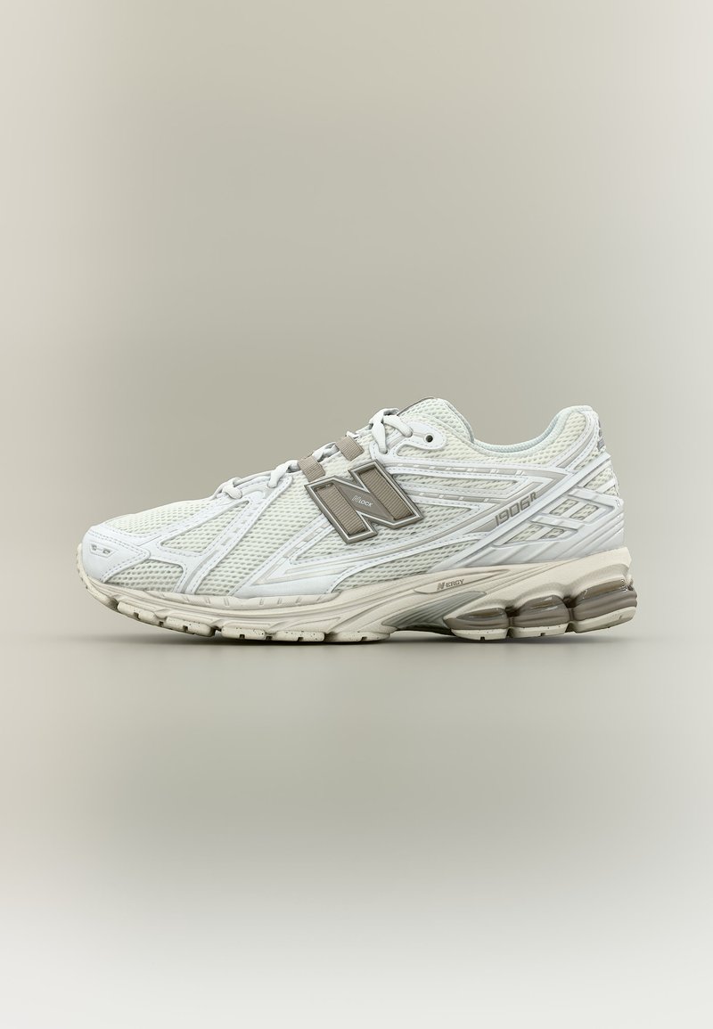 U1906 white/arid stone/white
