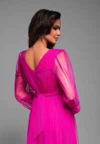 Ombre Juhlamekko - fuchsia