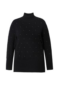Svart polotröja med diamantmönster, prydd med små silvernitar, med ribbade ärmslut och nederkant för textur.