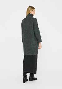 LIU JO Puspaltis - grey