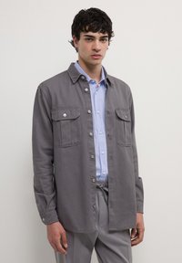 Calliope DE TRAVAIL UNIE - Camicia - gris