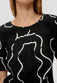 s.Oliver BLACK LABEL T-Shirt print - schwarz