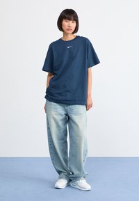Nike Sportswear TEE - T-shirts - armory navy
