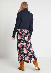 Ivyrevel Stickad tröja - dark blue