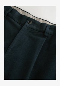Non selezionato, navy