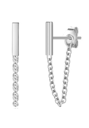 Pendientes de metal plateado que presentan un poste rectangular con un diseño de cadena enlazada, textura suave y un cierre seguro.