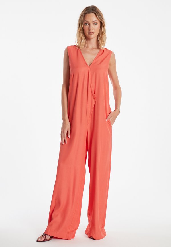 ZAMINA - Jumpsuit - rot