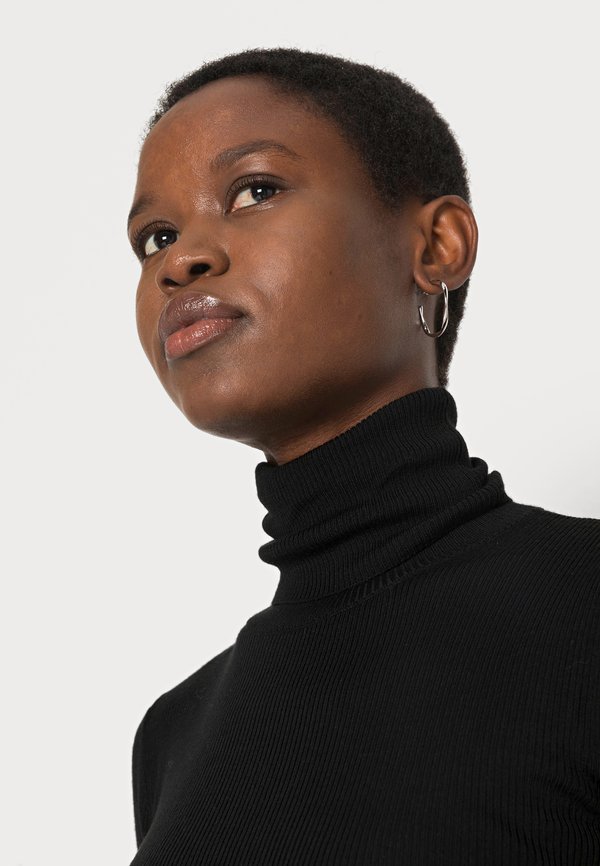 SIERRA DAILY - Jumper4