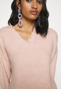 Vero Moda VMCREWLEFILE V-NECK NOOS - Maglione - sepia rose melange