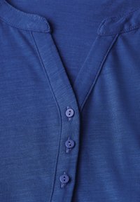 Street One Camiseta de manga larga - blau