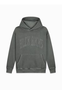 Donkergrijze hoodie gemaakt van katoen, met een voorzak en "BLCK BNNS" tekst in iets verhoogde, contrasterende stiksels.
