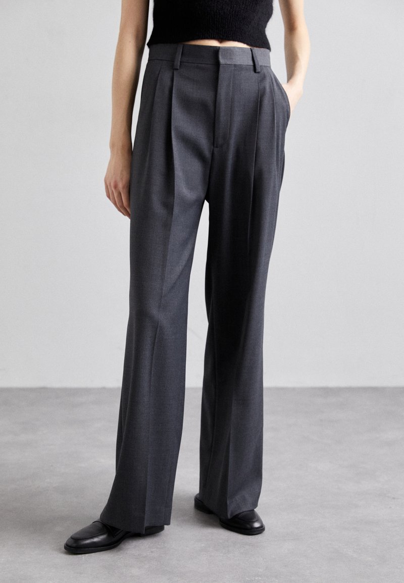 Filippa K - DARCEY TROUSERS - Bukser - dark grey melange, Forstør