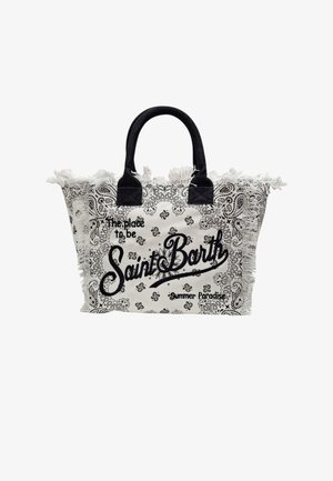 Borsa tote in tela bianca con motivo paisley nero, manici neri, bordi sfrangiati e testo "The place to be Saint Barth Summer Paradise".