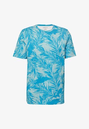 T-Shirt mit kurzen Ärmeln aus leichtem Stoff, mit einem blauen tropischen Blattmuster auf einem hellblauen Hintergrund. Runder Halsausschnitt, lockere Passform.