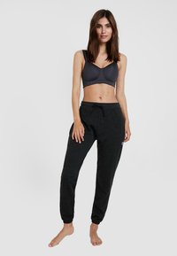 Schiesser Biustonosz sportowy