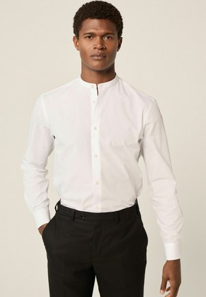 REGULAR FIT - GRANDAD COLLAR EASY CARE - Camisa - white
