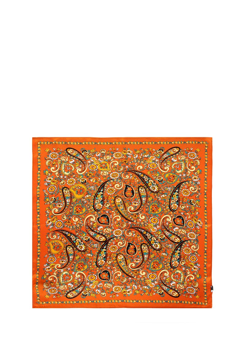 Sciarpa di seta arancione con intricate motivi paisley e floreali in nero, giallo e blu, con un bordo dettagliato.