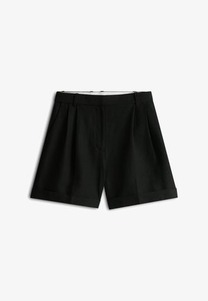 Calções pretos com pregas, apresentando um design clássico, bolsos laterais e uma bainha com dobra. Feitos de material leve para conforto.