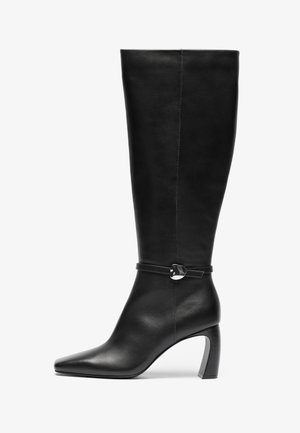 High heeled boots - black