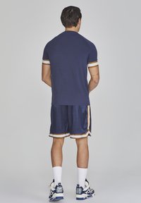 SIKSILK TECH - Camiseta básica - navy