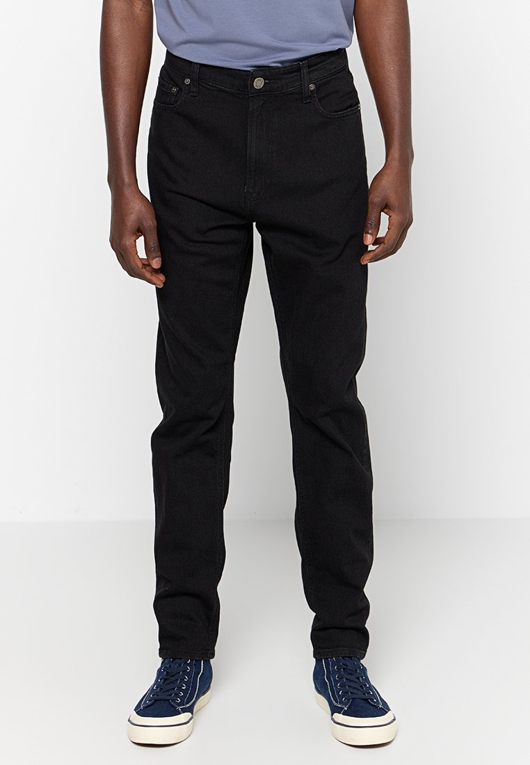 Calvin Klein Jeans Tapered Fit zwart Calvin Klein Jeans Tapered Fit zwart
