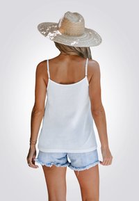 Cupshe CLOUD TEXTURED O RING CAMI STRAPS  - Top - white