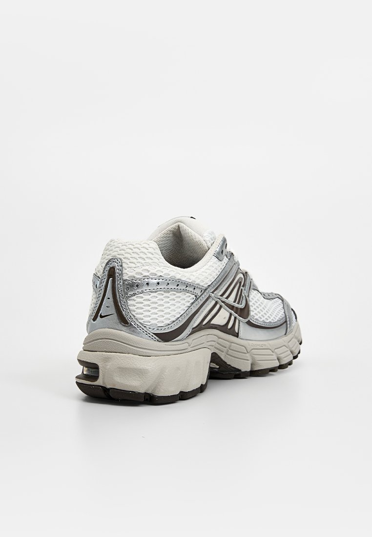 AIR MAX MOTO 2K
