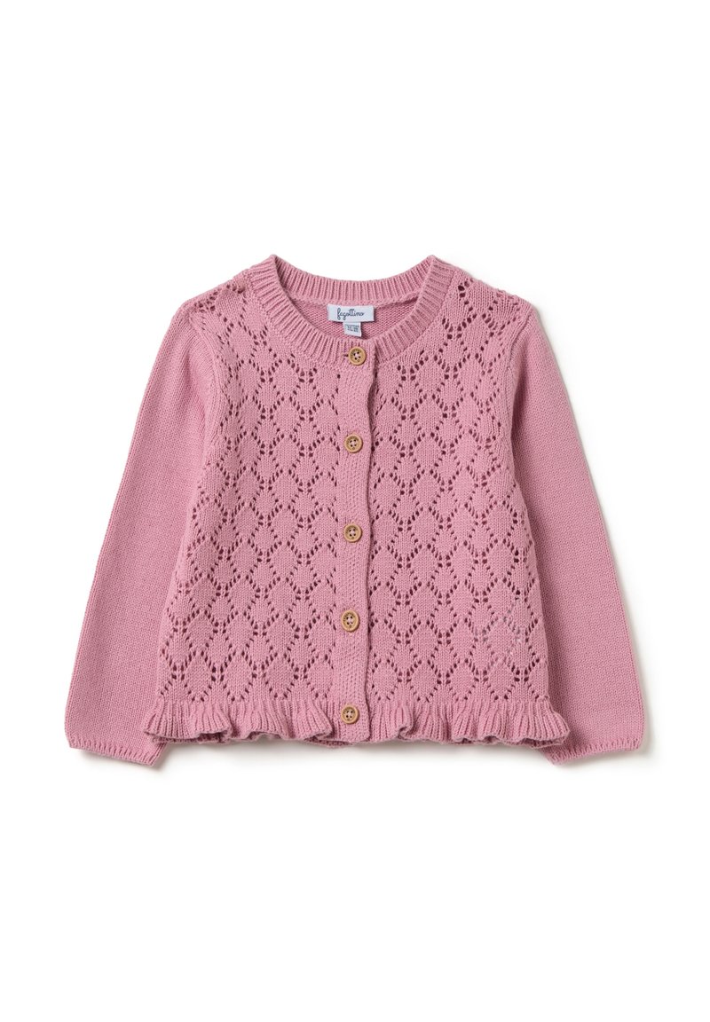 Lichtroze gebreide cardigan met een kantpatroon, ronde halslijn, vier houten knopen en een gerimpelde zoom aan de onderkant.