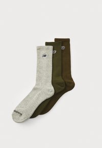Unselected, olive