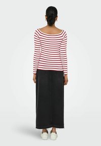 ONLY ONLLUCA BOATNECK BOX - Μπλούζα με μακριά μανίκια - cloud dancer