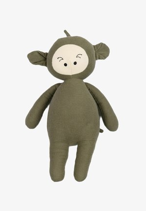 Singe en peluche doux, de couleur olive, avec un visage crème, de grandes oreilles et des yeux brodés ; corps arrondi et design simple.