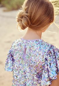 Next SEQUIN SPARKLE - REGULAR FIT - Koktel haljina / svečana haljina - lilac purple pastel rainbow
