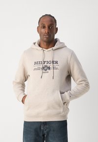 Tommy Hilfiger HOODY - Jersey con capucha - heathered pebble