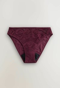 Burgundy spets och tyg underkläder för kvinnor med blommig spetsdetaljer på en beige bakgrund.