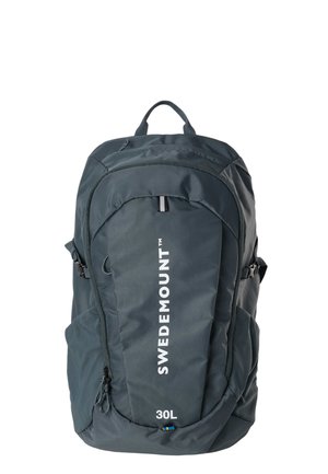 Dunkelgrauer 30L SWEDEMOUNT Rucksack mit mehreren Reißverschlussfächern und einem Tragegriff oben.