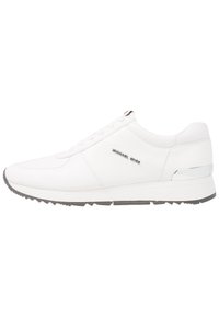 Sneaker bianco in pelle con superficie liscia, suola in gomma grigia, sistema di allacciatura e accents argentati sul tallone. Nome del marchio sul lato.