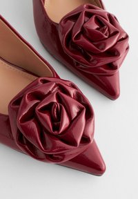 Next FOREVER COMFORT CORSAGE SLINGBACK - Klasiski papēži - red