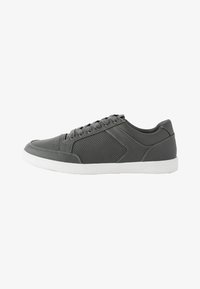 Unselected, grey