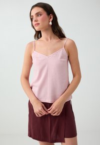 Non sélectionné, fuchsia