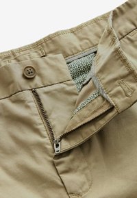 Next SLIM FIT LIGHTWEIGHT STRETCH - Vászonnadrágok - stone