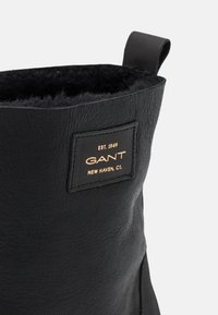 GANT Botki na platformie