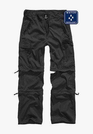 Pantalones cargo repelentes al agua en negro con bolsillos con cremallera, puños ajustables y un material duradero. Presenta un logo en la cinturilla.